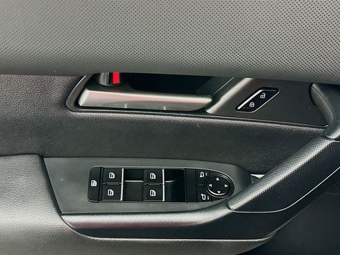 Used 2025 MAZDA CX-50 AWD 2.5 S w/ Premium Package image 15