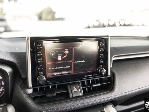 Used 2021 Toyota RAV4 XLE w/ Convenience Package AWD/4WD image 22