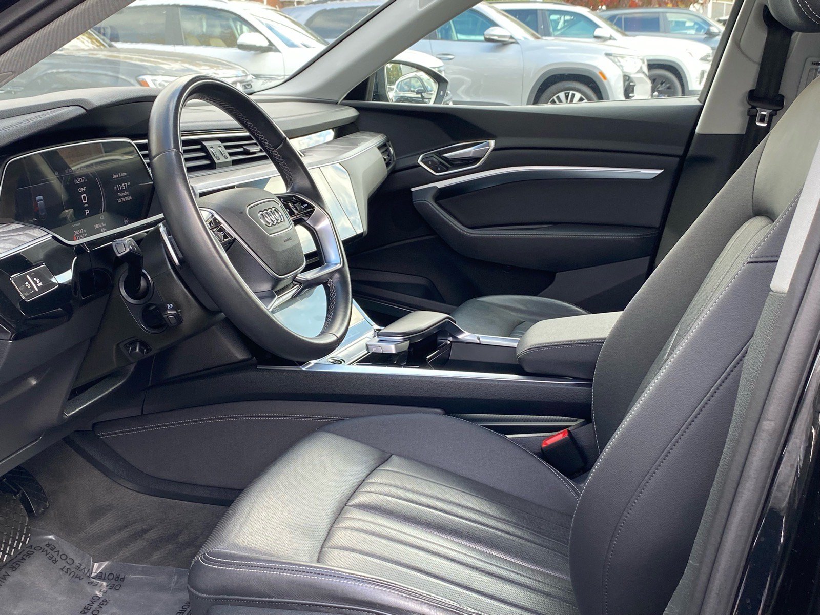 Used 2024 Audi Q8 e-tron Premium Plus AWD/4WD image 12