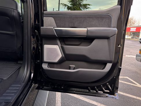 Used 2025 Ford F450 Platinum w/ FX4 Off-Road Package image 65