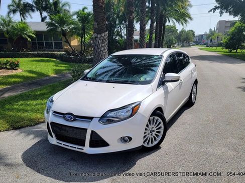 Used 2012 Ford Focus Titanium image 4
