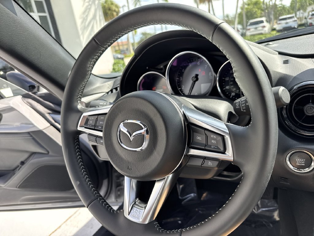 Used 2025 MAZDA MX-5 Miata Club RWD image 50