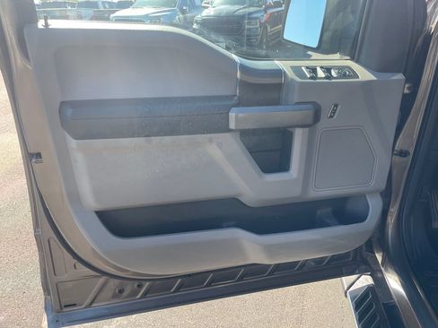 Used 2020 Ford F150 XLT w/ Equipment Group 302A Luxury AWD/4WD image 14