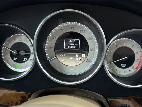 Used 2012 Mercedes-Benz CLS 550 4MATIC image 17