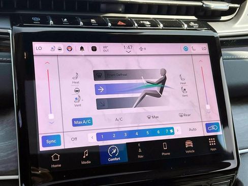 Used 2023 Jeep Grand Cherokee 4WD 4xe w/ Luxury Tech Group II image 31