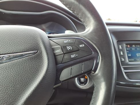 Used 2016 Chrysler 200 S w/ Comfort Group image 15
