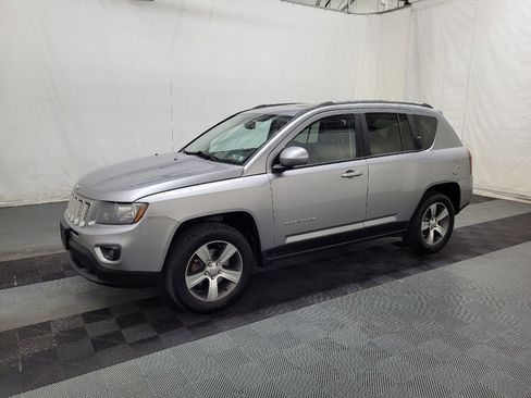 Used 2016 Jeep Compass High Altitude AWD/4WD image 2