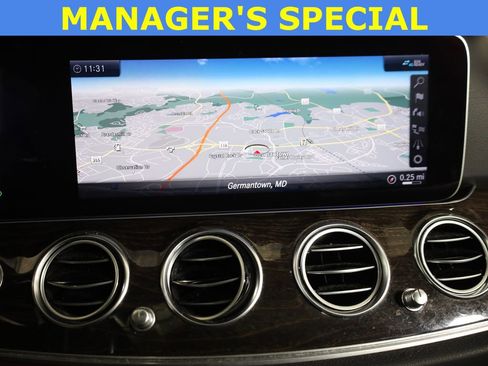 Certified 2019 Mercedes-Benz E 300 4MATIC image 21