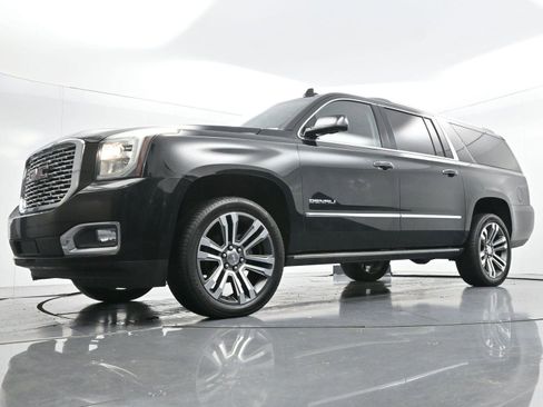 Used 2018 GMC Yukon XL Denali w/ Denali Ultimate Package AWD/4WD image 50