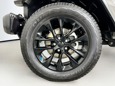 Used 2023 Jeep Wrangler Sahara w/ Cold Weather Group image 11