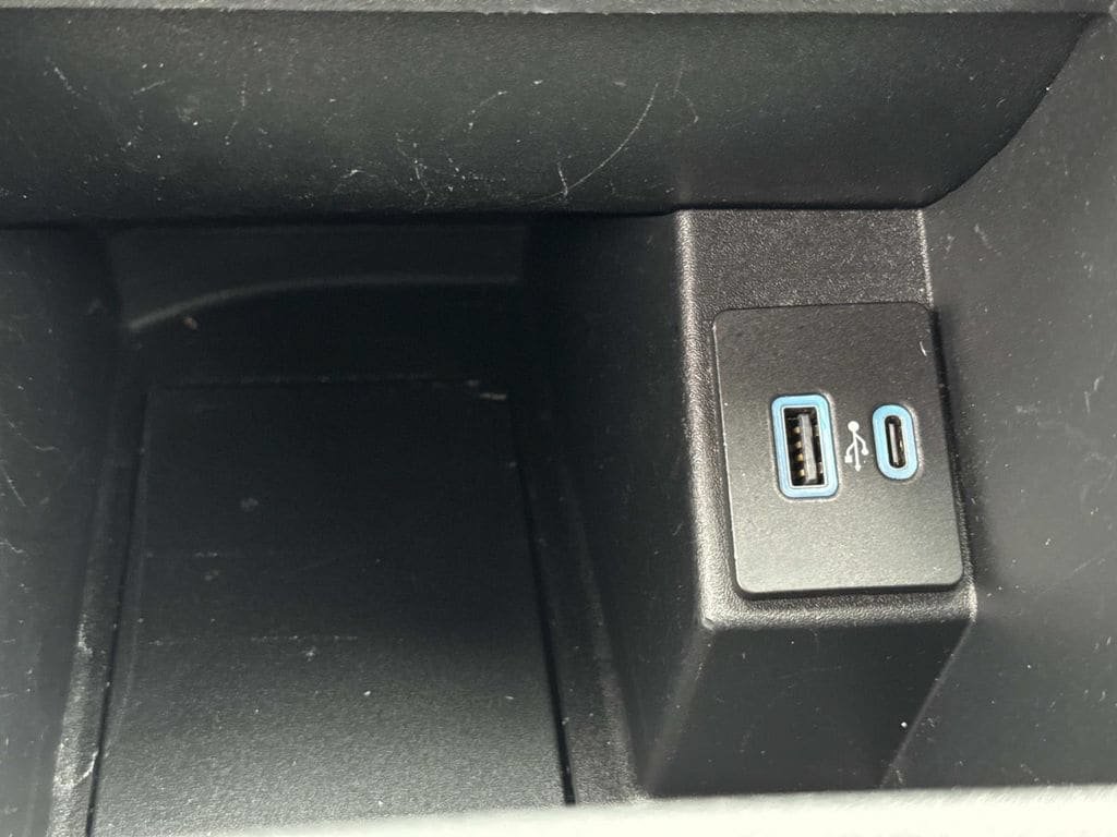 Used 2024 Ford Edge SEL AWD/4WD image 37