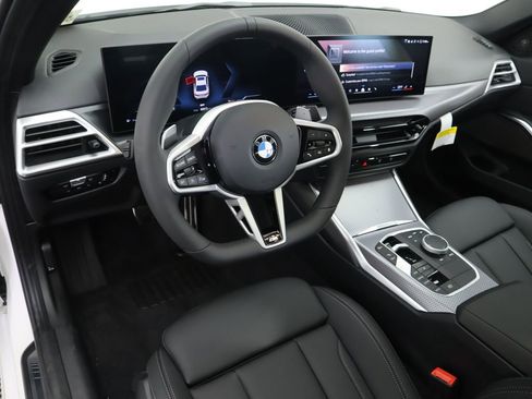 New 2026 BMW 330i xDrive Sedan w/ M Sport Package image 9