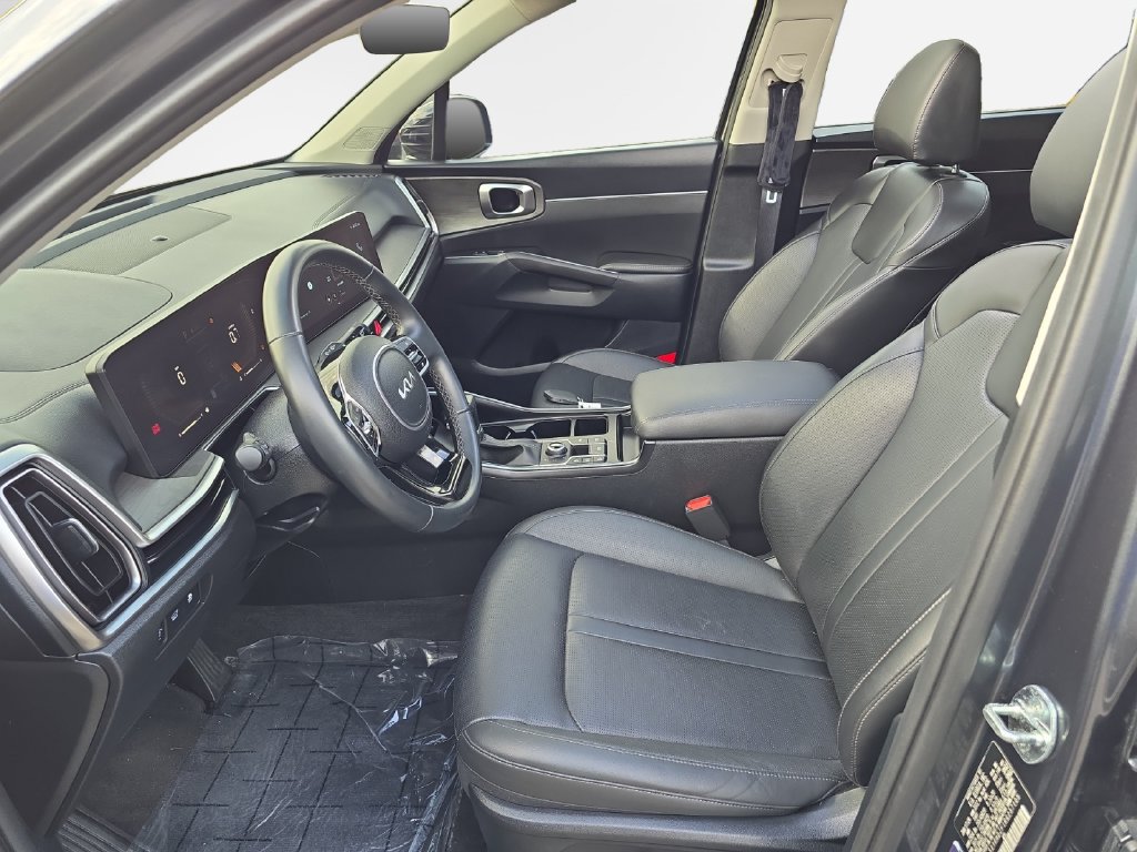 Used 2024 Kia Sorento X-Line EX AWD/4WD image 12