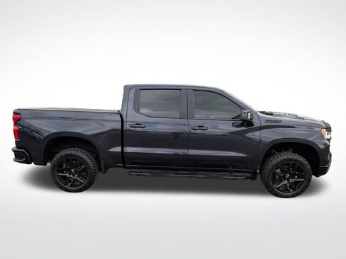 Used 2024 Chevrolet Silverado 1500 LT Trail Boss w/ LT Trail Boss Premium Package AWD/4WD image 7