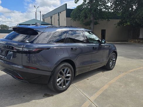 Used 2026 Land Rover Range Rover Velar Dynamic SE AWD/4WD image 4