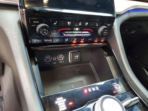 Used 2023 Jeep Grand Cherokee Summit w/ Adv Protech Group IV AWD/4WD image 21