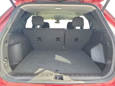 Used 2024 Chevrolet Equinox LT image 21