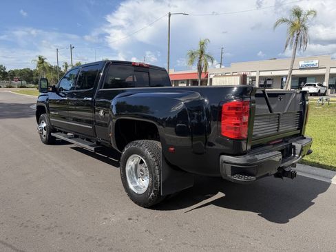 Used 2015 GMC Sierra 3500 Denali w/ Duramax Plus Package AWD/4WD image 8