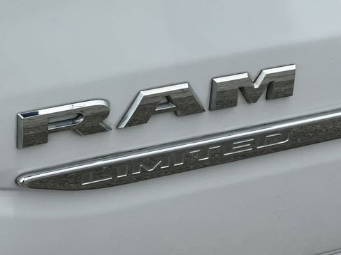Used 2020 RAM 1500 Limited AWD/4WD image 11