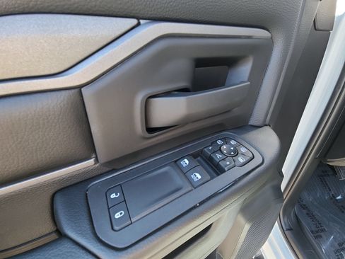 Certified 2026 RAM 2500 Tradesman AWD/4WD image 15