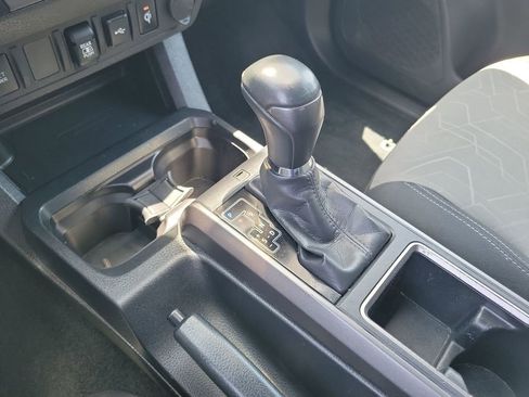 Used 2023 Toyota Tacoma TRD Off-Road AWD/4WD image 15