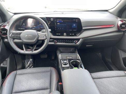 Used 2026 Chevrolet Equinox RS w/ Convenience Package III image 15