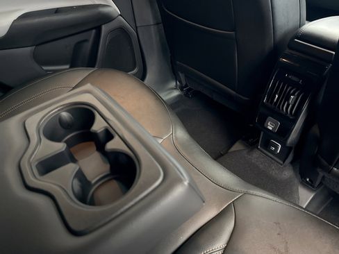 Used 2024 Jeep Compass Limited AWD/4WD image 19