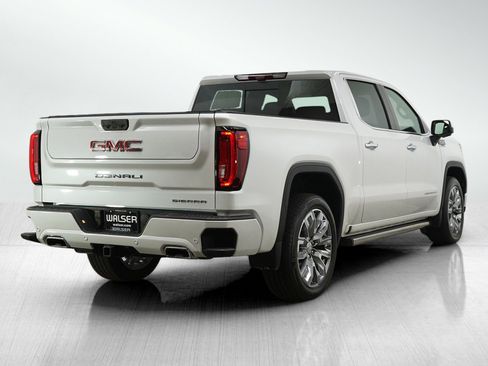 Used 2025 GMC Sierra 1500 Denali AWD/4WD image 5
