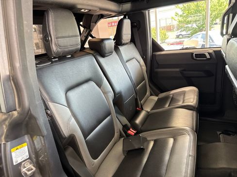 Used 2023 Ford Bronco Big Bend w/ Sasquatch Package AWD/4WD image 40