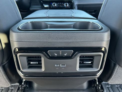 Used 2025 GMC Sierra 1500 AT4X image 22