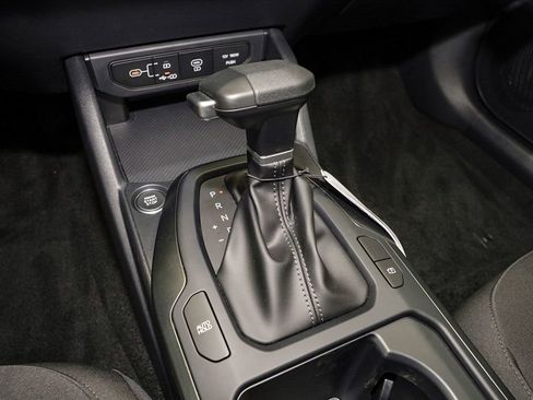 New 2026 Kia K4 LX image 17