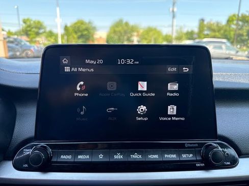 Used 2020 Kia Forte LXS FWD image 19