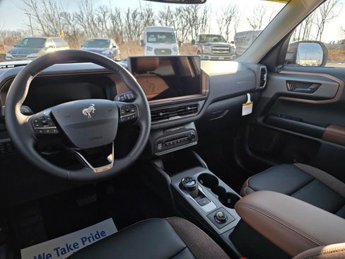 New 2026 Ford Bronco Sport Outer Banks w/ Outer Banks Tech Package+ AWD/4WD image 35