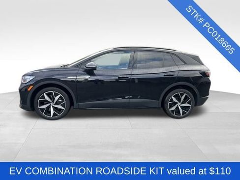 Used 2023 Volkswagen ID.4 Pro S image 4