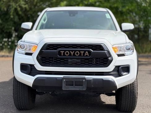 Certified 2023 Toyota Tacoma 4x4 Double Cab w/ Trail Edition image 8