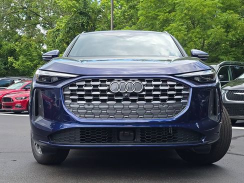 Certified 2025 Audi Q5 Premium w/ Convenience Package AWD/4WD image 13