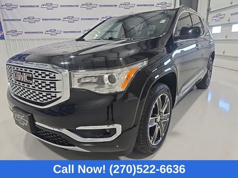 Used 2019 GMC Acadia Denali image 3
