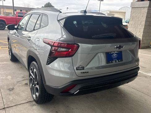 New 2026 Chevrolet Trax RS w/ Driver Confidence Package image 3