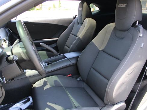 Used 2014 Chevrolet Camaro SS w/ SS Performance Package RWD image 62