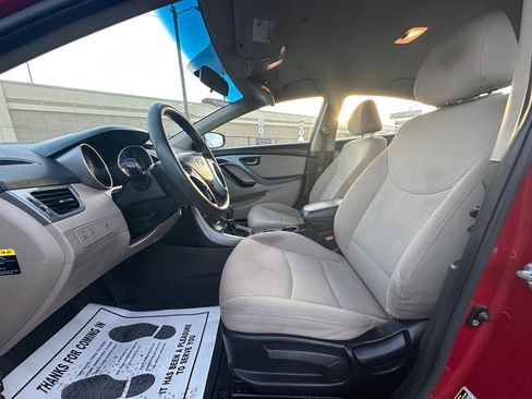 Used 2016 Hyundai Elantra SE w/ Option Group 02 image 16