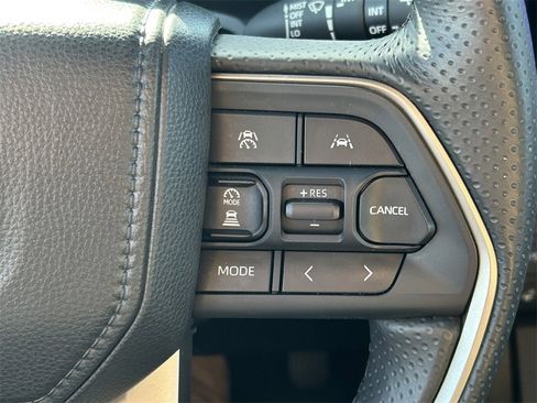 Used 2025 Toyota 4Runner Limited image 43