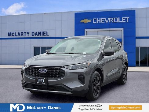 Used 2024 Ford Escape Active FWD image 2