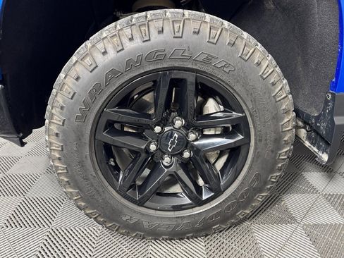Used 2022 Chevrolet Silverado 1500 LT Trail Boss image 11
