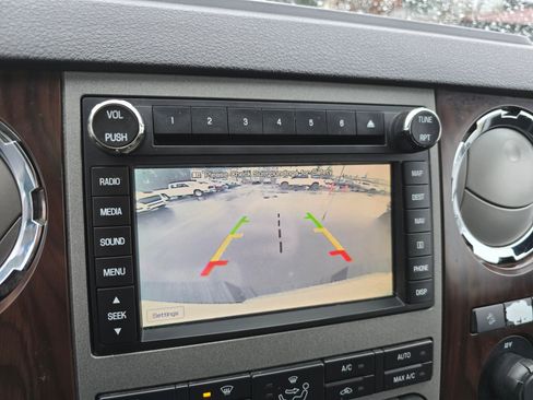 Used 2011 Ford F350 Lariat w/ Lariat Ultimate Pkg image 16