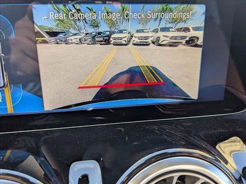 New 2026 Mercedes-Benz GLB 250 image 12