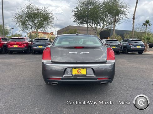 Used 2015 Chrysler 300 Limited w/ Driver Convenience Group image 6