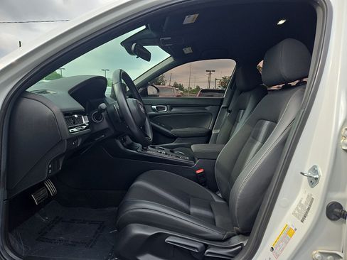 Used 2023 Honda Civic Sport image 13