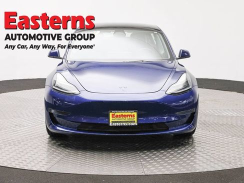 Used 2023 Tesla Model 3 Standard Range RWD image 2