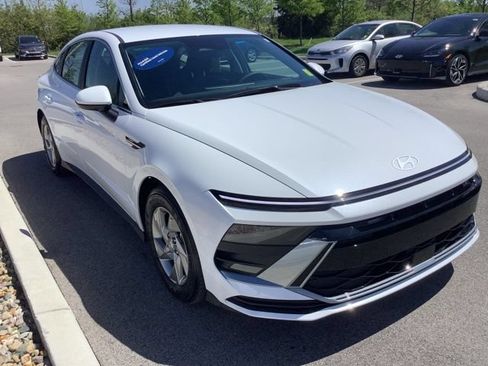 Certified 2026 Hyundai Sonata SE FWD image 4