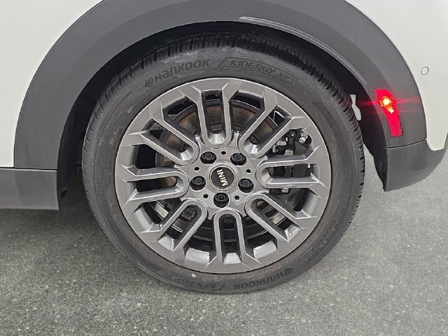 Used 2026 MINI Cooper 2-Door Hardtop FWD image 28